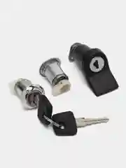 Комплект замков зажигания и багажника ВАЗ 2110, с единым ключом