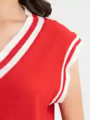 Красный жилетка женская вязаная