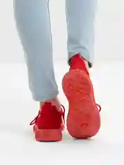 Красный кроссовки женские спортивные, на мягкой подошве изики