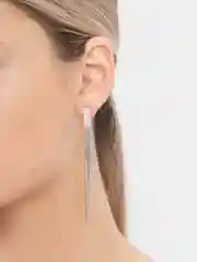Белый серьги длинные в золоте и серебре