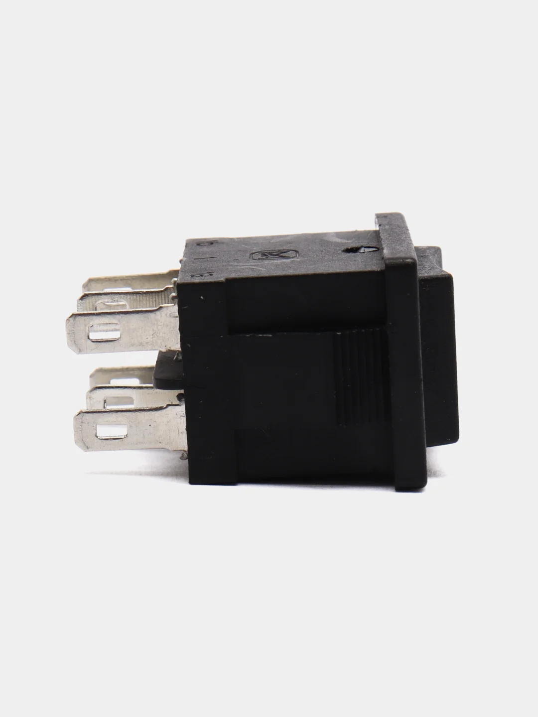 Переключатель KCD1-203 B/6P on-off-on черный (6A 250VAC) (6 контактов)