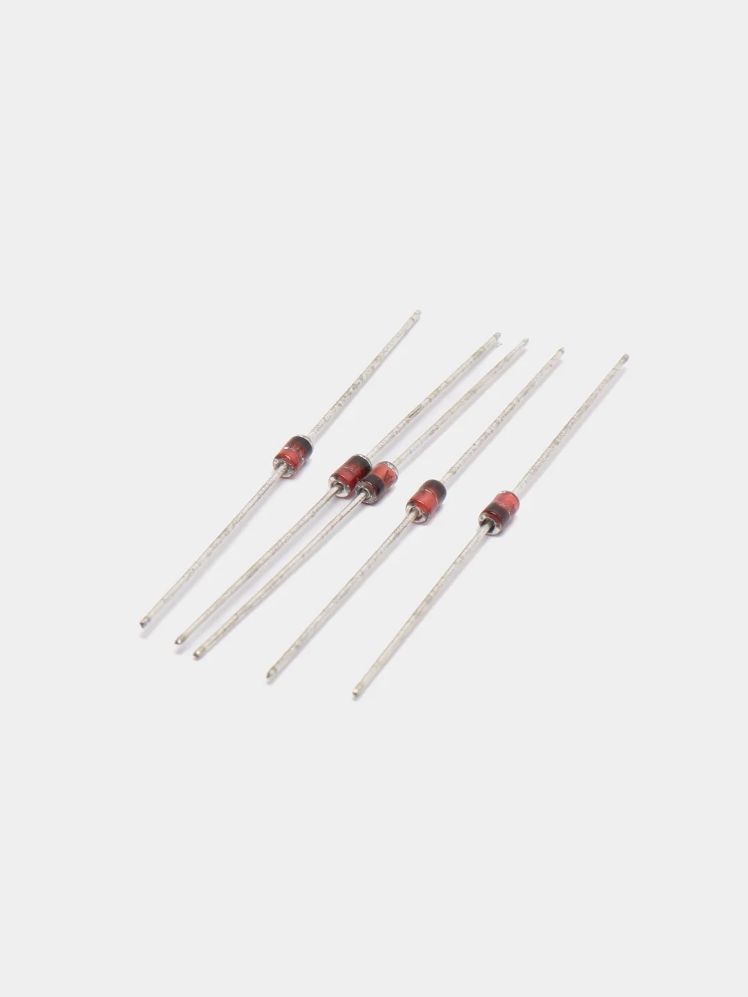 20 штук 5.6В 5V6 1N4734 Стабилитрон 1.3W