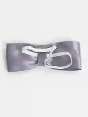 Серый бабочка