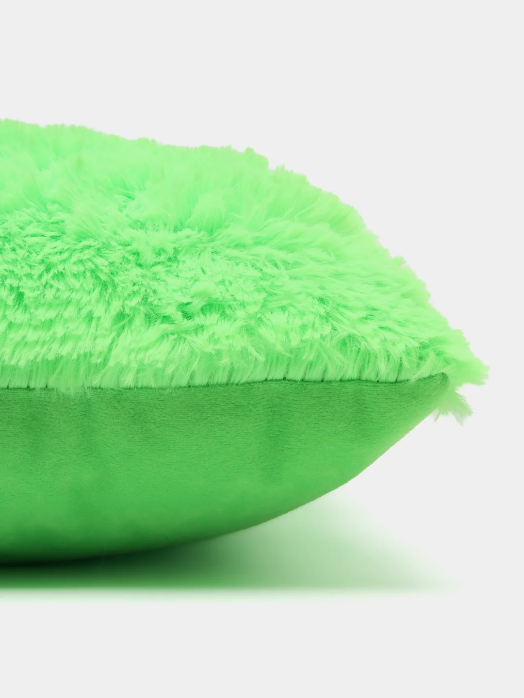 Салатовый подушка декоративная МАТЕХ "PLUSH", 35 х 35 х 15 см, 18 цветов