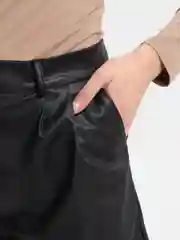 Шорты женские, шорты кожаные черные классические из экокожи
