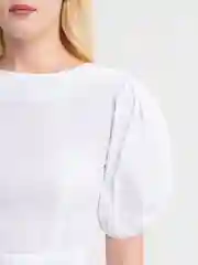 Белый платье