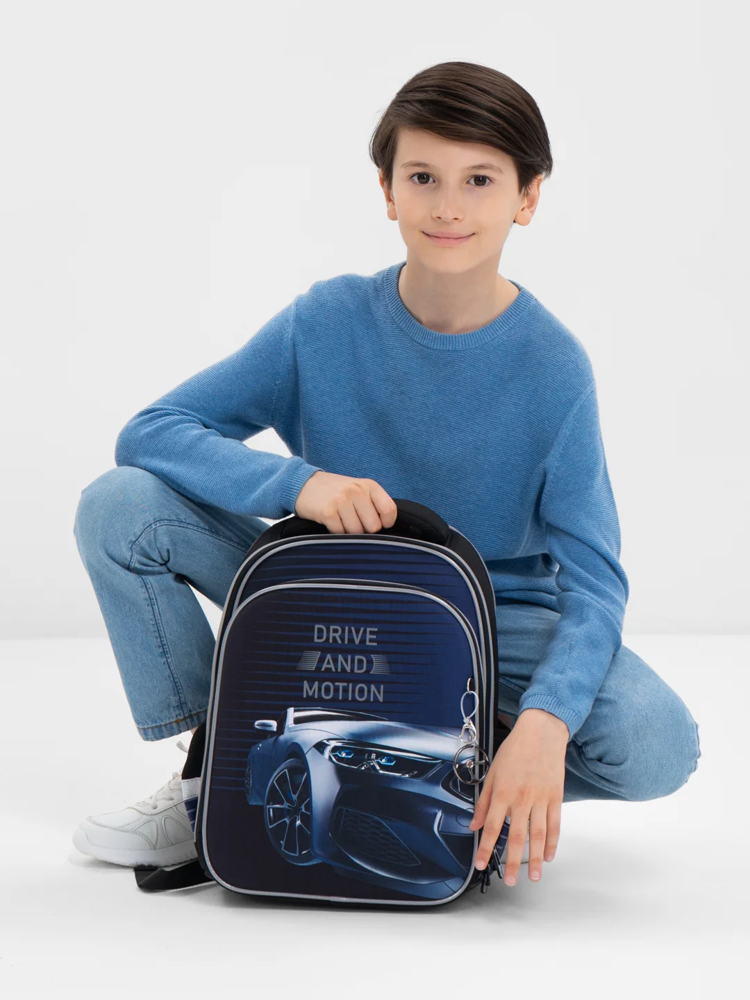 Рюкзак школьный для мальчика Brauberg Quadro, 3 отделения, с брелоком, Sport car, 271359