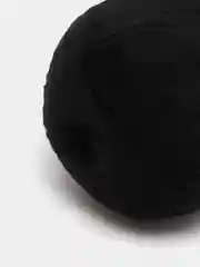 Черный пряжа шерстяная