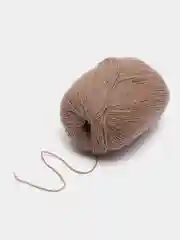 Бежевый пряжа шерстяная