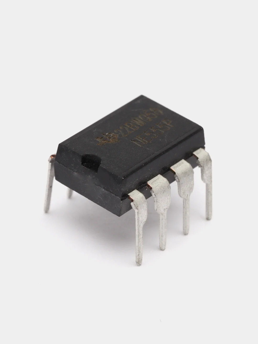 5 штук Микросхема NE555N (=NE555P =LM555) DIP-8