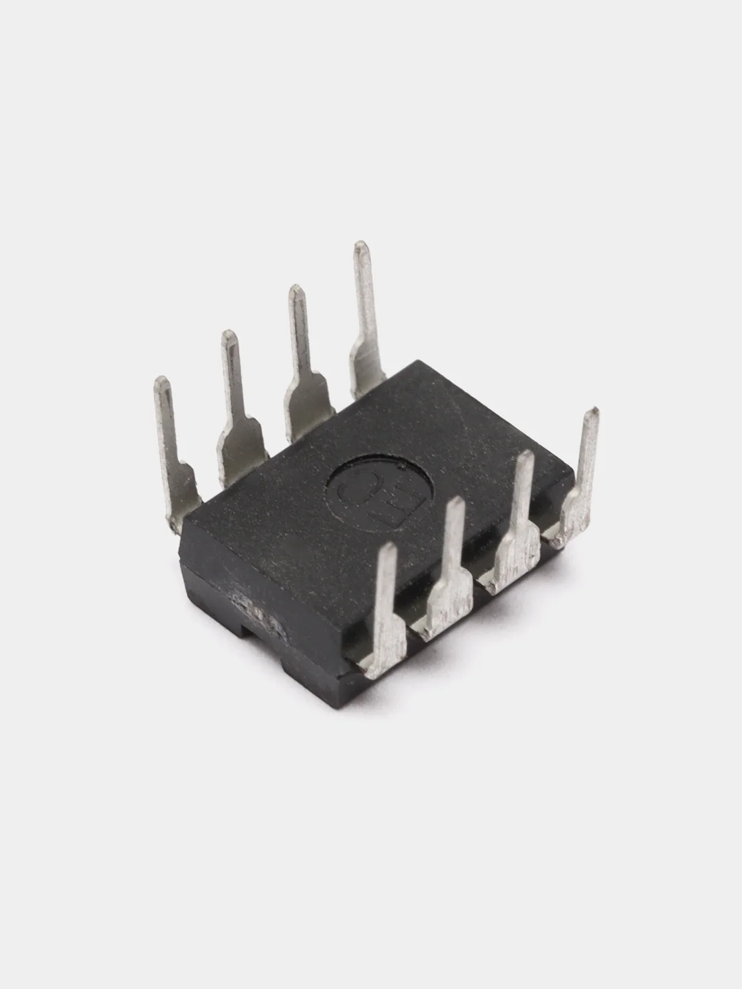 5 штук Микросхема NE555N (=NE555P =LM555) DIP-8