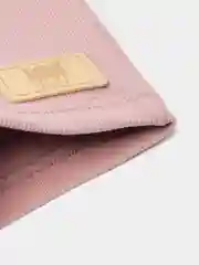 Бежевый шапочка кашкорсе, с нашивкой