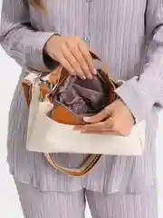 Кремовый многофункциональная, женская сумка, на плечо