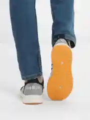 Черный кроссовки мужские
