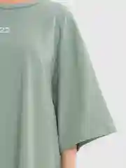 Зеленый футболка оверсайз, с коротким рукавом