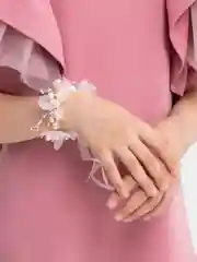 Конфетный браслет из жемчуга