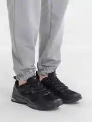 Зеленый кроссовки мужские спортивные беговые