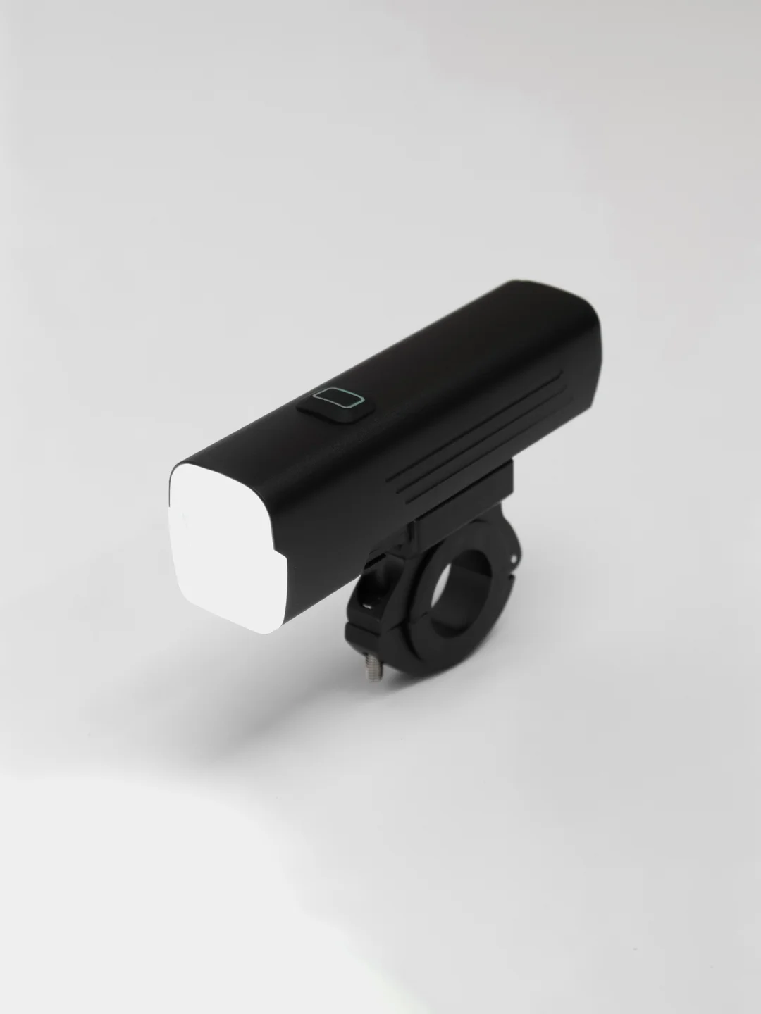 Черный фонарь светодиодный USB 1000 lm, 4800 mAh для велосипеда, самоката с аккумулятором