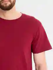 Бордовый футболка мужская