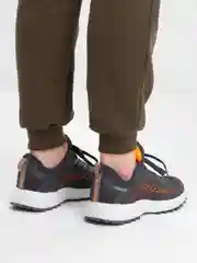 Оранжевый кроссовки мужские