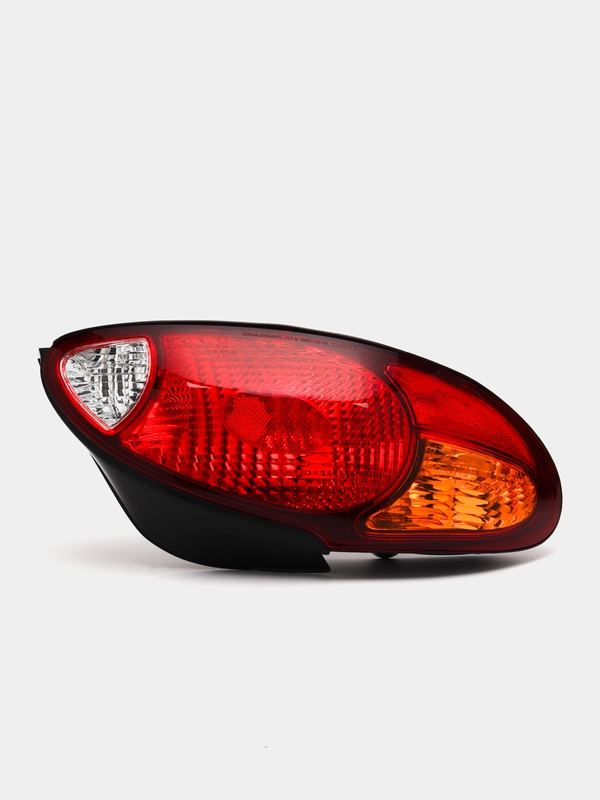 Фонарь HYUNDAI ELANTRA правый 221-1909R-UE