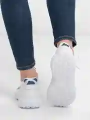 Синий кроссовки женские