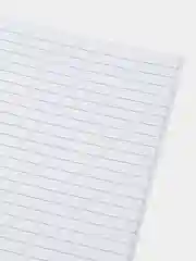 Черный тетрадь в линейку