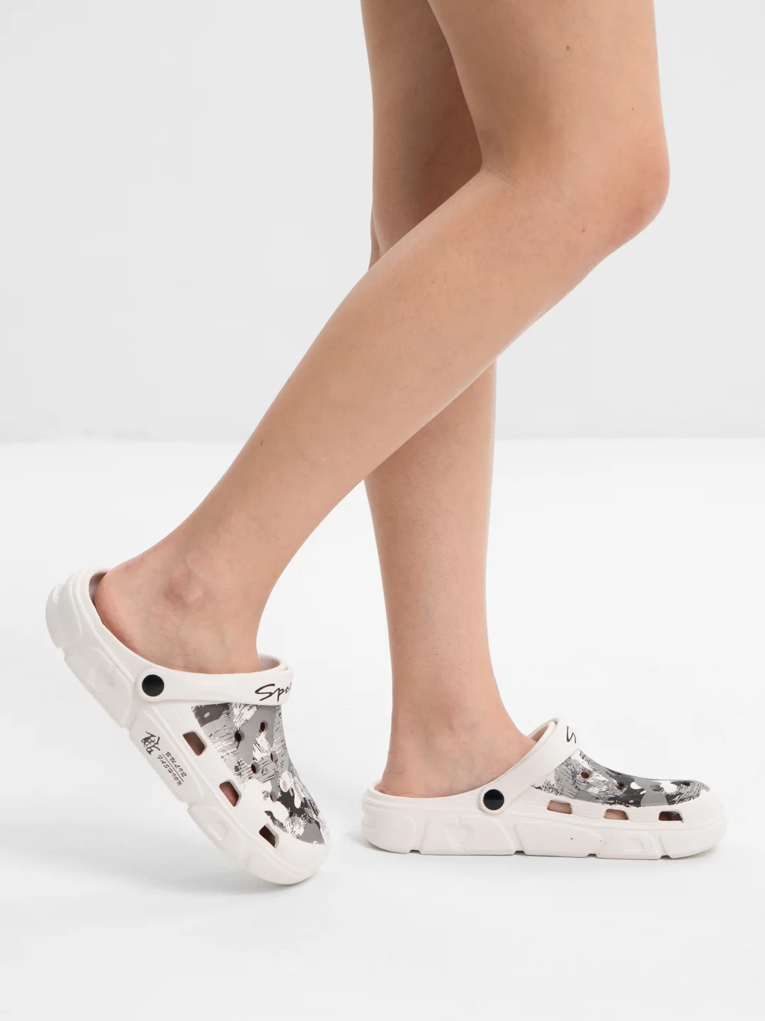 Белый сабо женские IZI, размеры 36-40