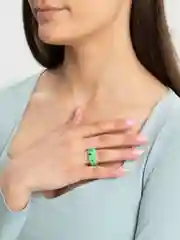 Зеленый кольцо Мишка
