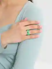 Зеленый кольцо Мишка