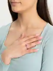 Розовый кольцо Мишка