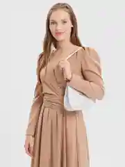 Белый женская сумка-багет через плечо, кросс-боди, с ручкой, из эко кожи