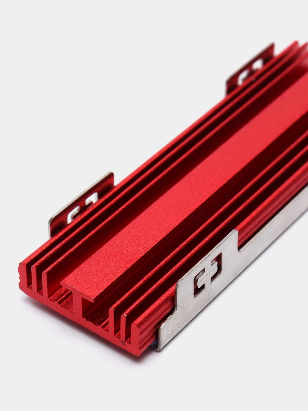 Красный радиатор для SSD M.2 NVMe с винтами