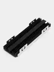 Красный радиатор для SSD M.2 NVMe с винтами