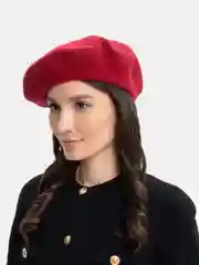 Розовый беретка