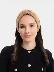 Бежевый повязка на голову вязаная