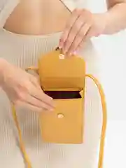 Желтый сумка через плечо женская