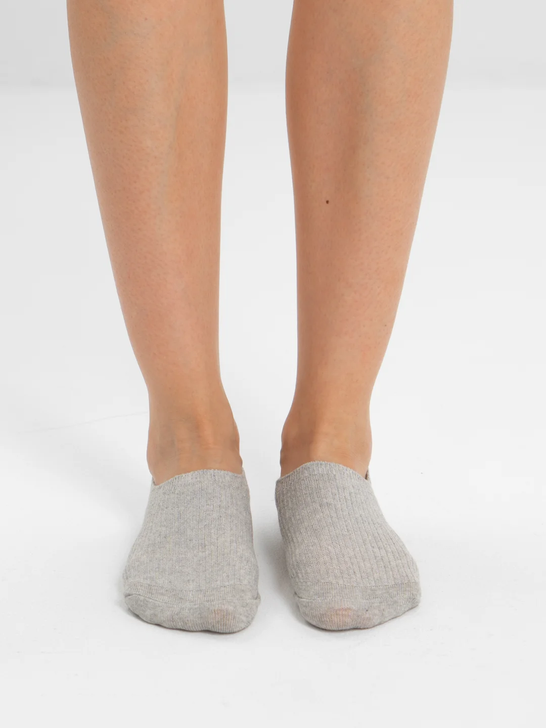 Серый носки женские короткие с силиконовой вставкой POOPSOCKS, цветные