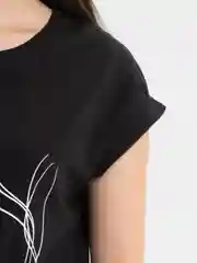 Черный футболка летняя, свободная