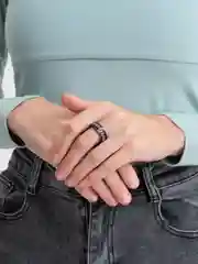 Серебряный стальное кольцо, антистресс, с вращающейся цепочкой