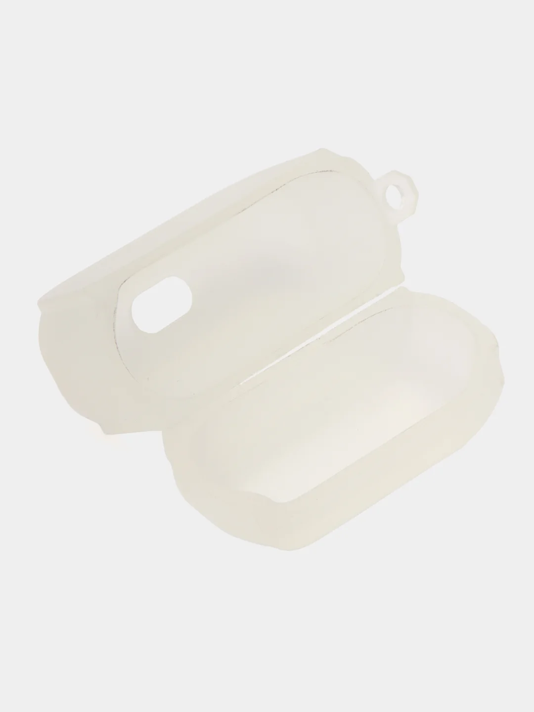 Белый чехол для AirPods 3