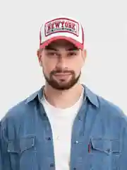 Красный кепка в сетку, бейсболка сетка