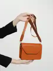 Сумка женская классическая