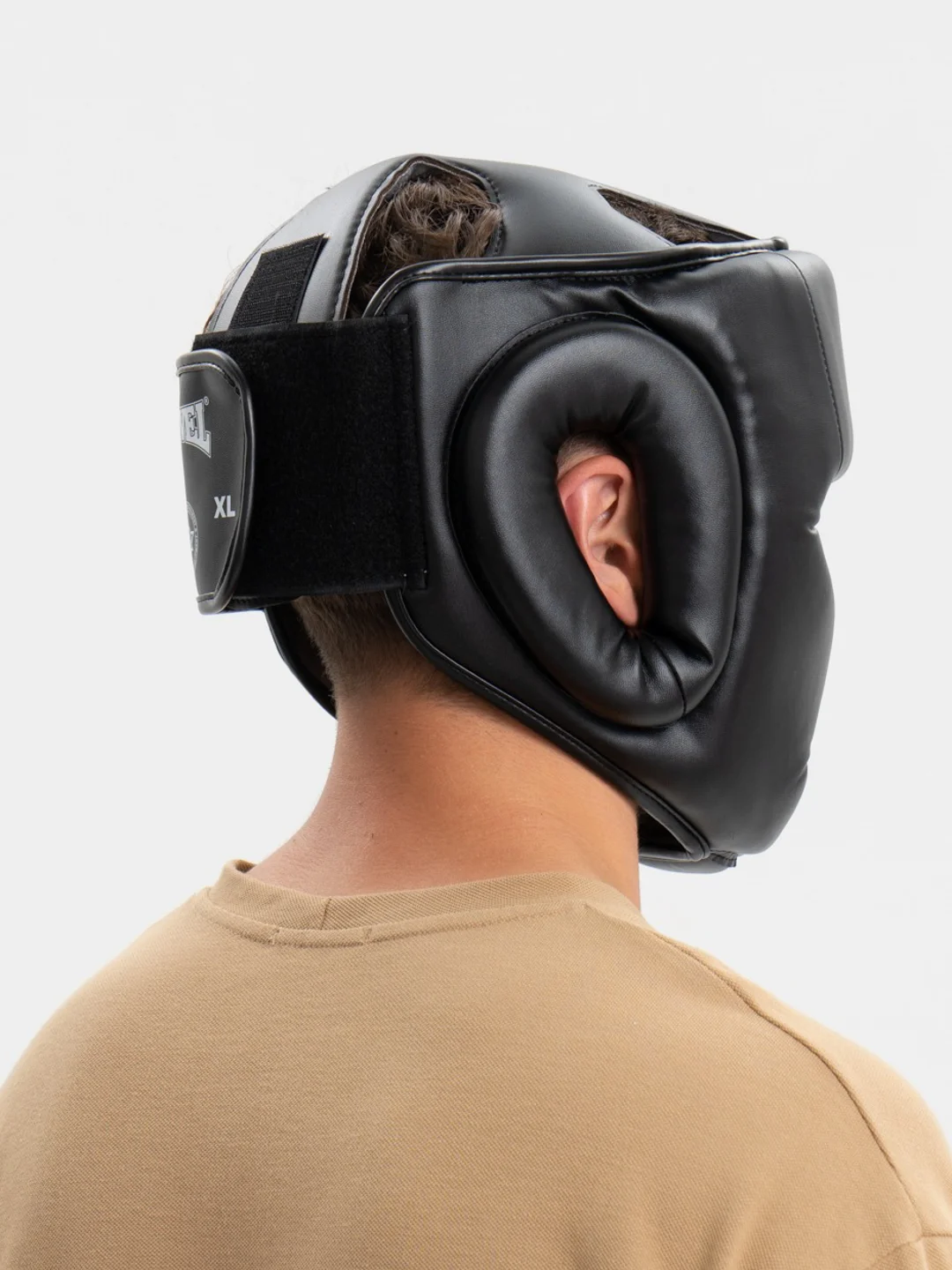 Черный шлем боксерский Reyvel Vinyl RV