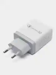 Белый сетевое зарядное устройство для телефона, блок питания