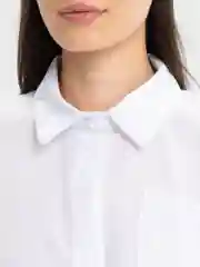 Белый комплект: юбка и рубашка