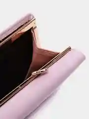 Лавандовый кошелек женский кожаный