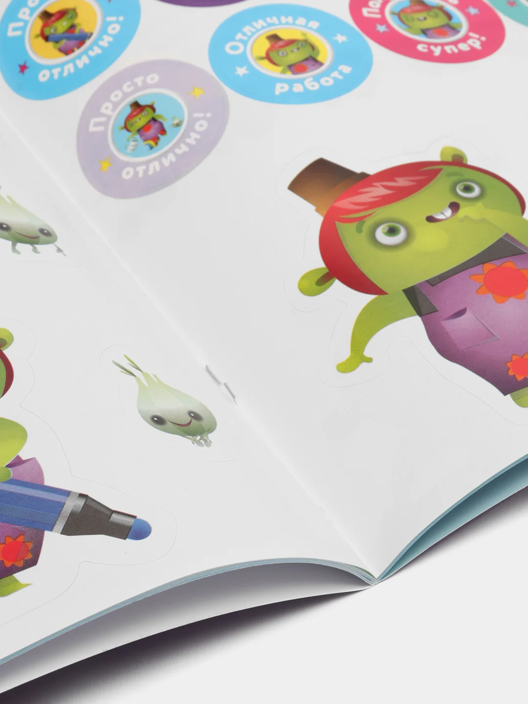 Учимся с Оксфордом. Цвета и узоры для детей 3-4 лет. Учим цвета, учим формы