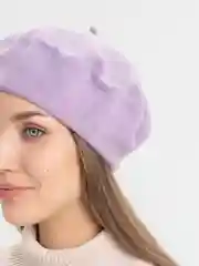 Бежевый беретка