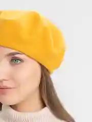 Горчичный берет женский, всесезонный, шерстяной